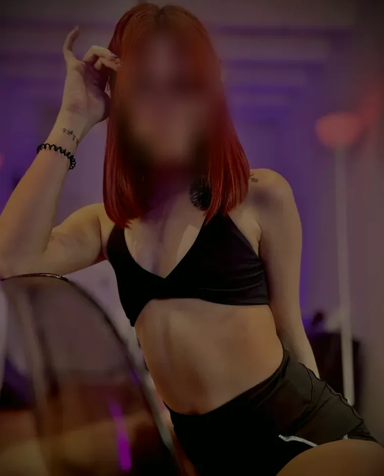 Alina, 28
