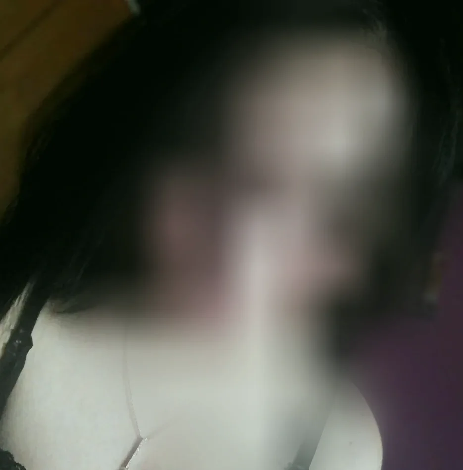 Fabienne, 32
